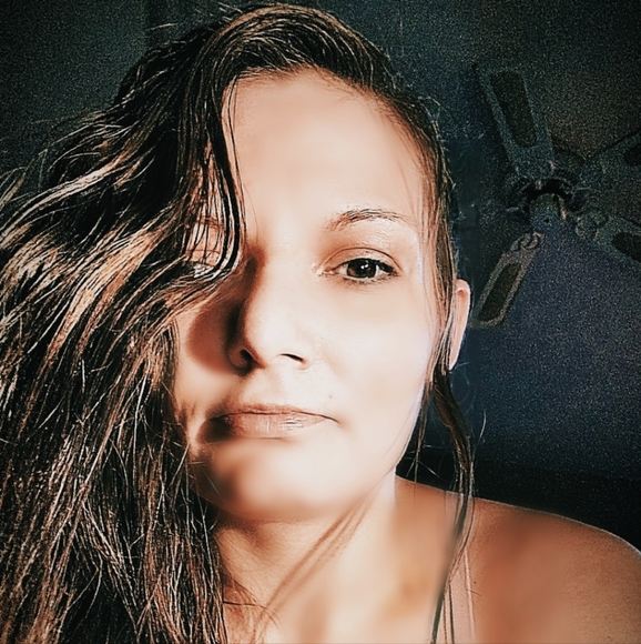 Meet your Posher, Brittany - Picture 2 of 2